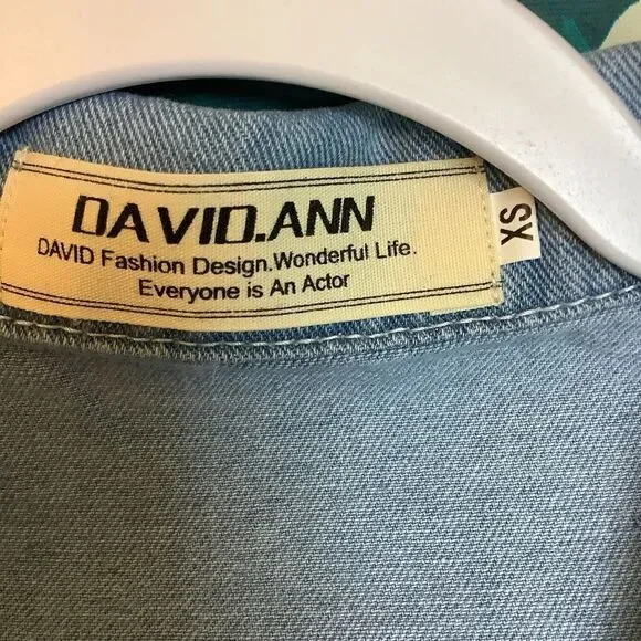 NWT David.Ann‎ Distressed Denim Jacket ❤️🤩😎 - Picture 4 of 7